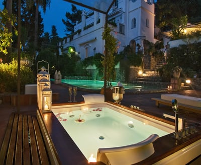 Luxury Villa Photo #6