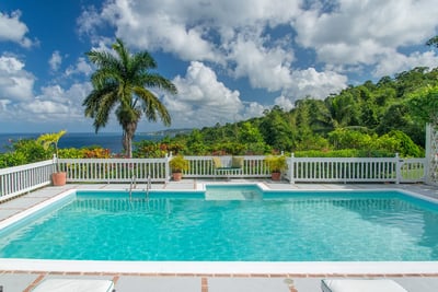 Luxury Villa Photo #2