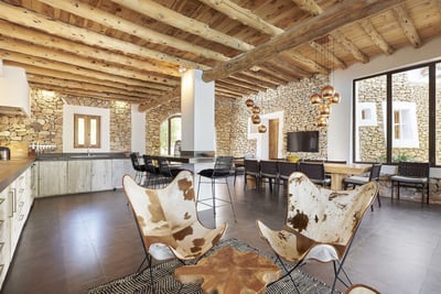 Luxury Villa Photo #13