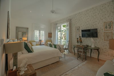 Luxury Villa Photo #33