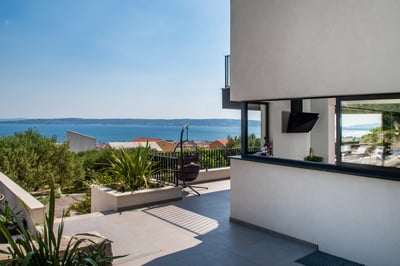 Luxury Villa Photo #45