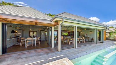Luxury Villa Photo #8