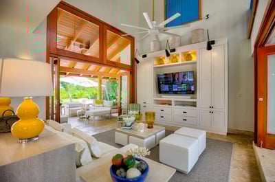 Luxury Villa Photo #14