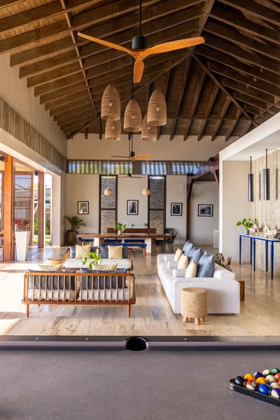 Luxury Villa Photo #28