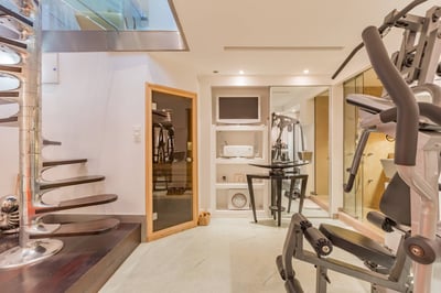 Luxury Villa Photo #35