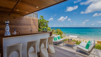 Luxury Villa Photo #9