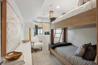 Luxury Villa Photo #27