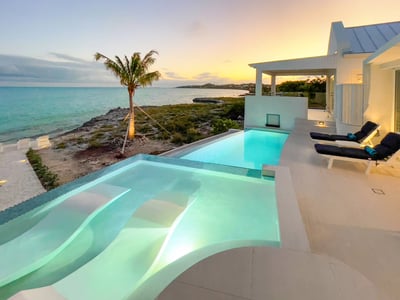 Luxury Villa Photo #21