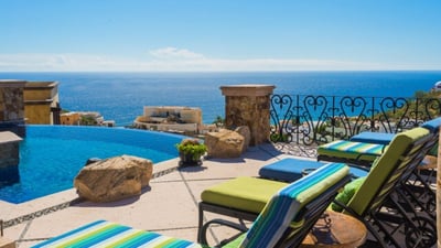 Luxury Villa Photo #9