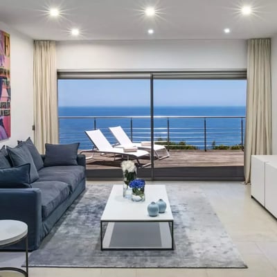 Luxury Villa Photo #3