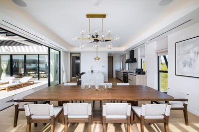 Luxury Villa Photo #11