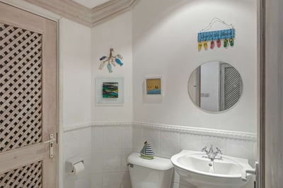 Luxury Villa Photo #11