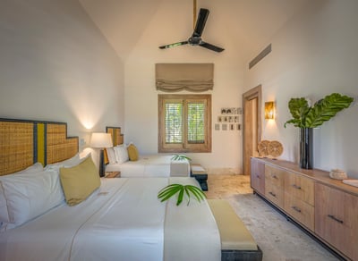 Luxury Villa Photo #46