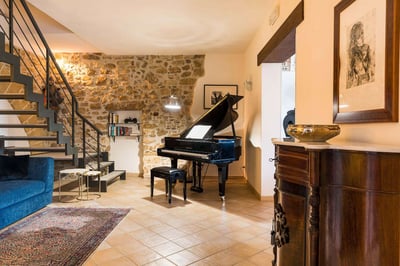Luxury Villa Photo #26