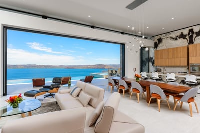 Luxury Villa Photo #15