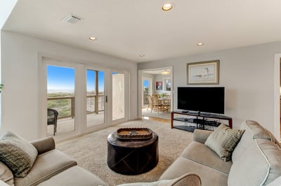 Luxury Villa Photo #35