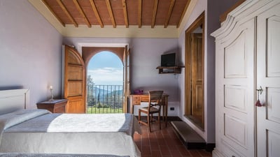 Luxury Villa Photo #22