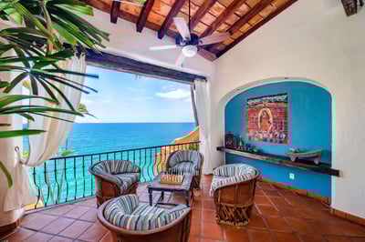 Luxury Villa Photo #11