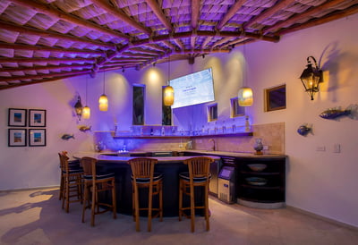 Luxury Villa Photo #24