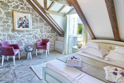 Luxury Villa Photo #27