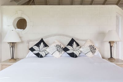 Luxury Villa Photo #19