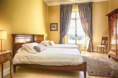 Luxury Villa Photo #23