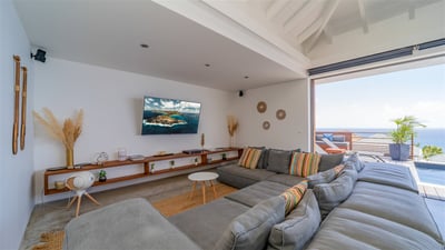 Living Area: Air-conditioned living room with HD-TV, Apple TV, Sonos, Canal satellite.&nbs