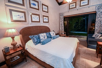 Luxury Villa Photo #33
