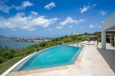 Luxury Villa Photo #5