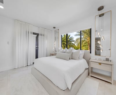 Luxury Villa Photo #34