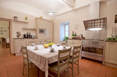 Luxury Villa Photo #17