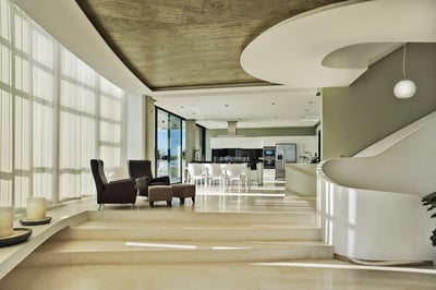 Luxury Villa Photo #9