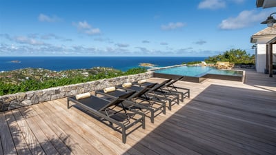Luxury Villa Photo #5