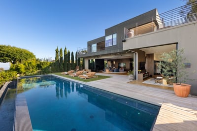 Luxury Villa Photo #2