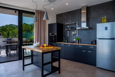 Luxury Villa Photo #14