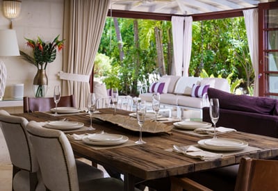 Luxury Villa Photo #3