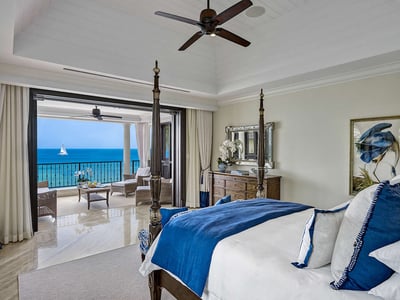 Luxury Villa Photo #27