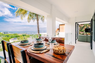 Second Floor | Table for 4