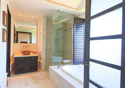 Luxury Villa Photo #20