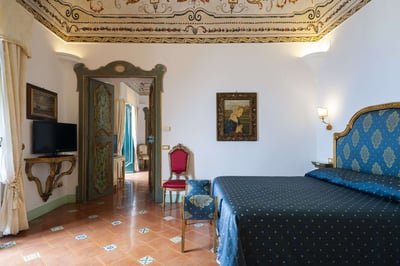 Luxury Villa Photo #43