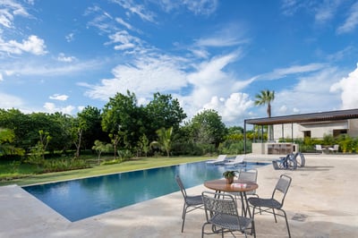 Luxury Villa Photo #2