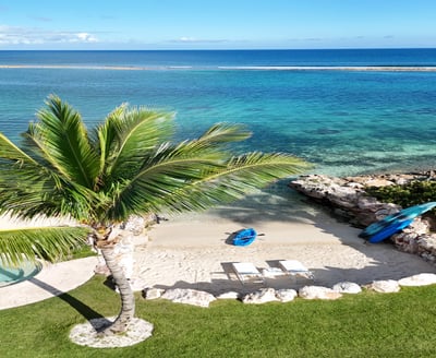 Luxury Villa Photo #4