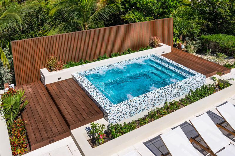 Clevelander Villa