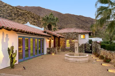 Luxury Villa Photo #17