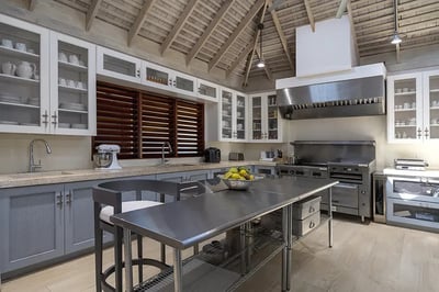 Luxury Villa Photo #19