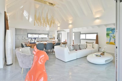 Luxury Villa Photo #17