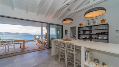 Luxury Villa Photo #33