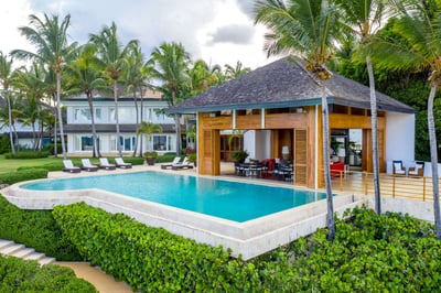 Luxury Villa Photo #13