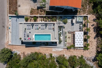 Luxury Villa Photo #63