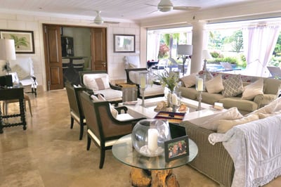 Luxury Villa Photo #6